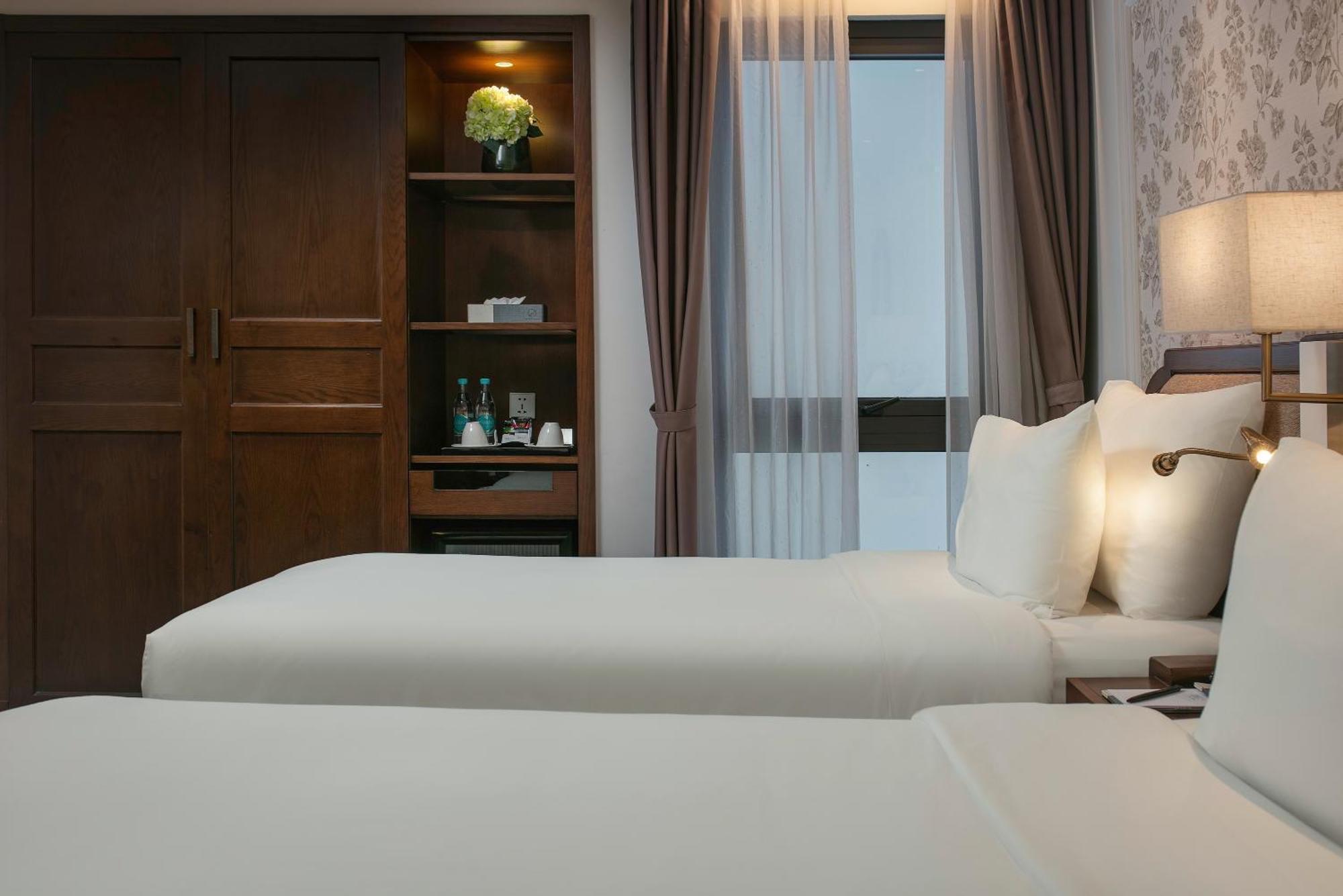 The Oriental Jade Hotel Hanoi Kültér fotó Deluxe Room